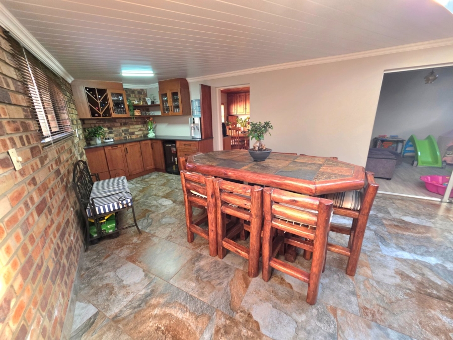 5 Bedroom Property for Sale in Panorama Free State